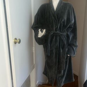 Polo Pony smokey grey bathrobe